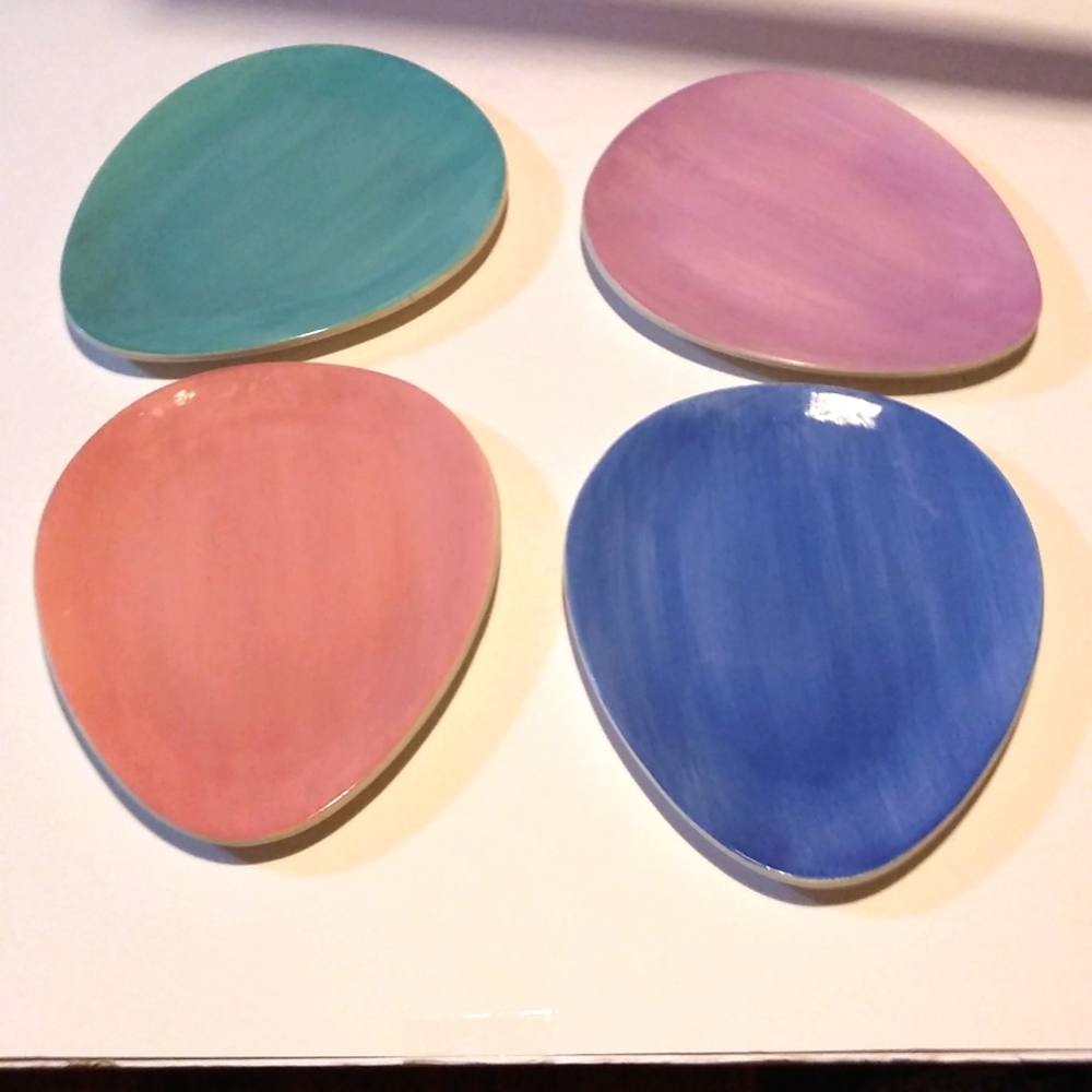 Wendover lane Easter egg plates.